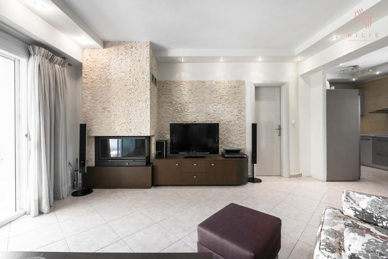 Breathtaking Villa, Nilie Hospitality Mgmt Possidi Bagian luar foto