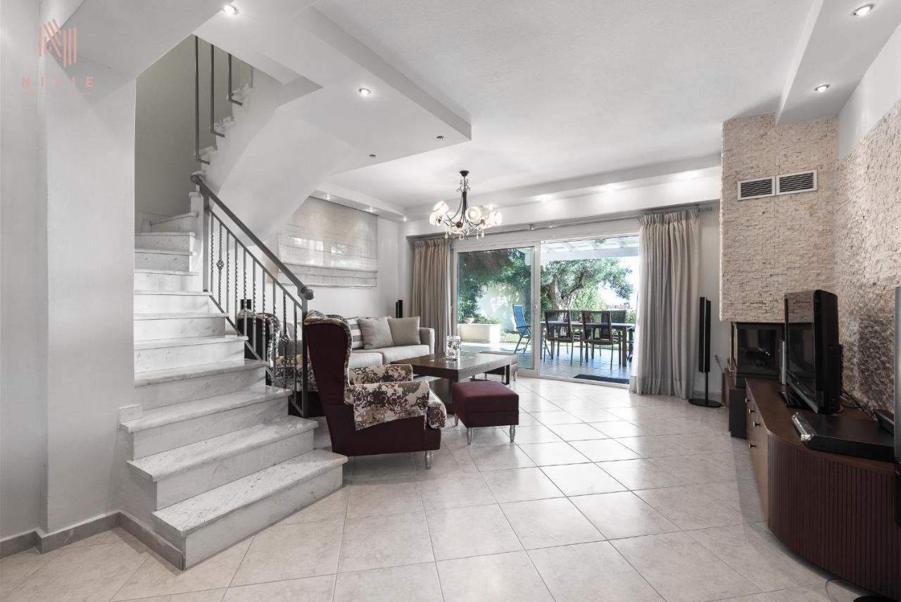 Breathtaking Villa, Nilie Hospitality Mgmt Possidi Bagian luar foto