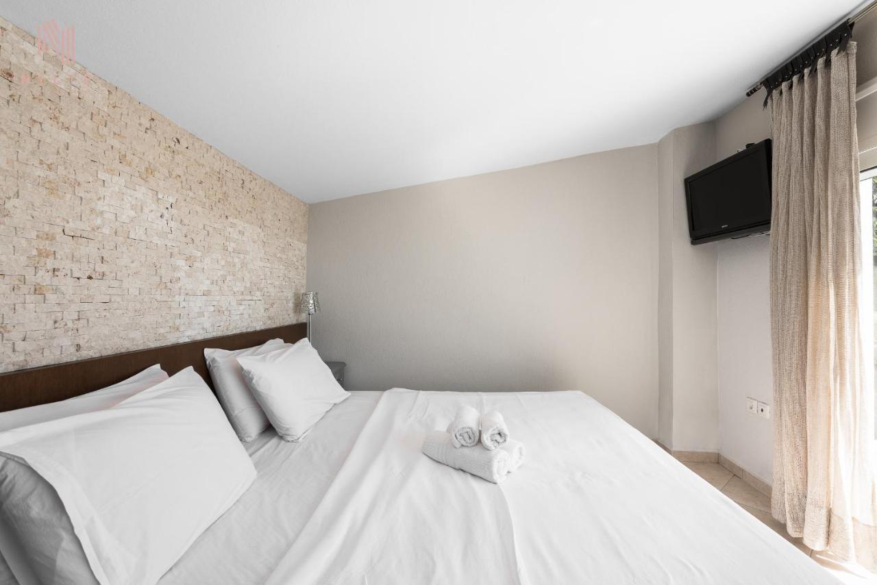 Breathtaking Villa, Nilie Hospitality Mgmt Possidi Bagian luar foto